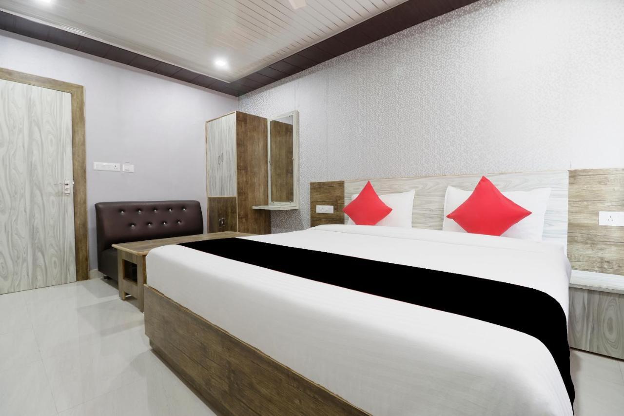 Capital O 63158 Hotel Om Sai Ram Chhatarpur Exterior foto
